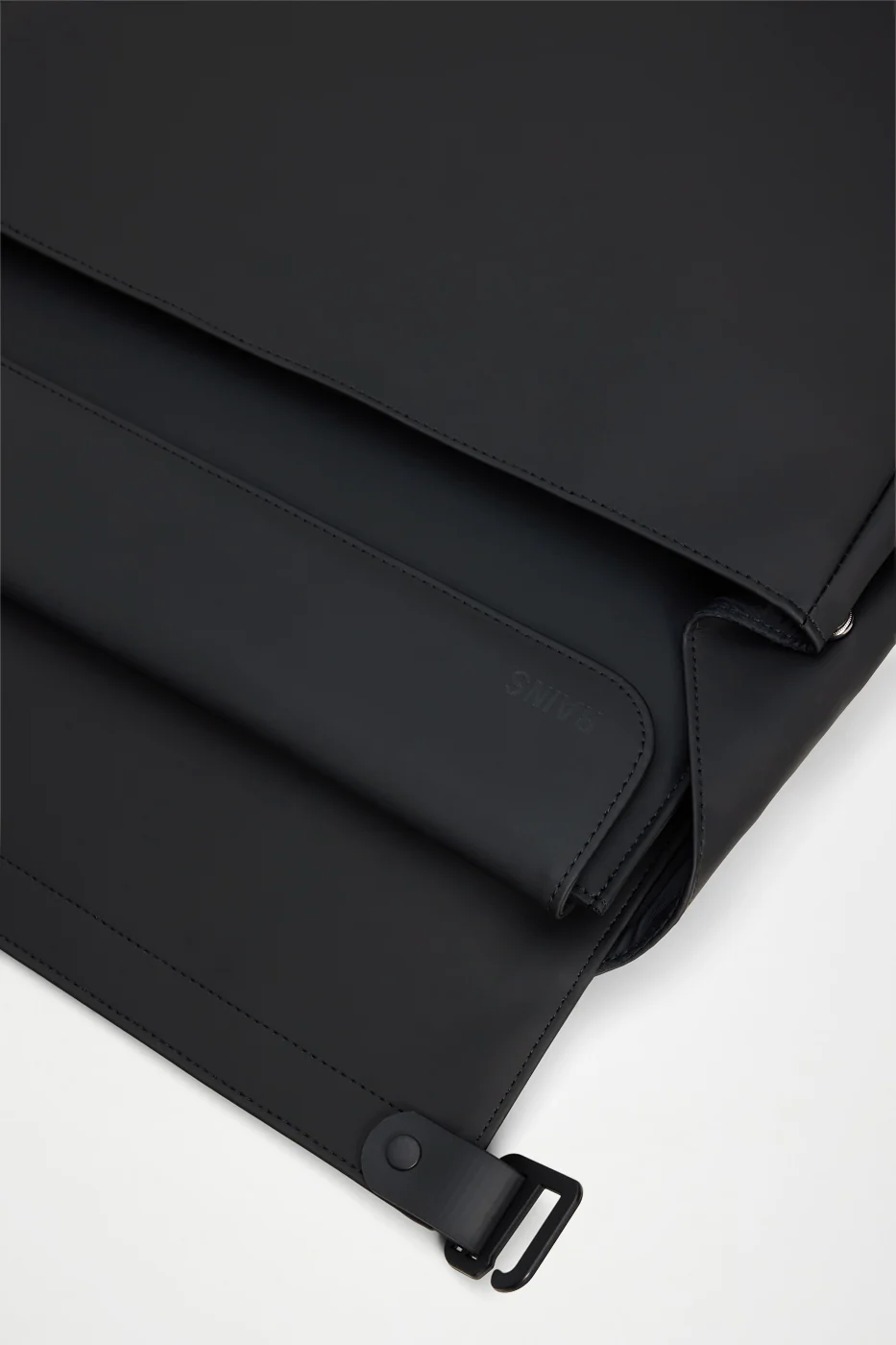 OTG Messenger Bag - Image 21