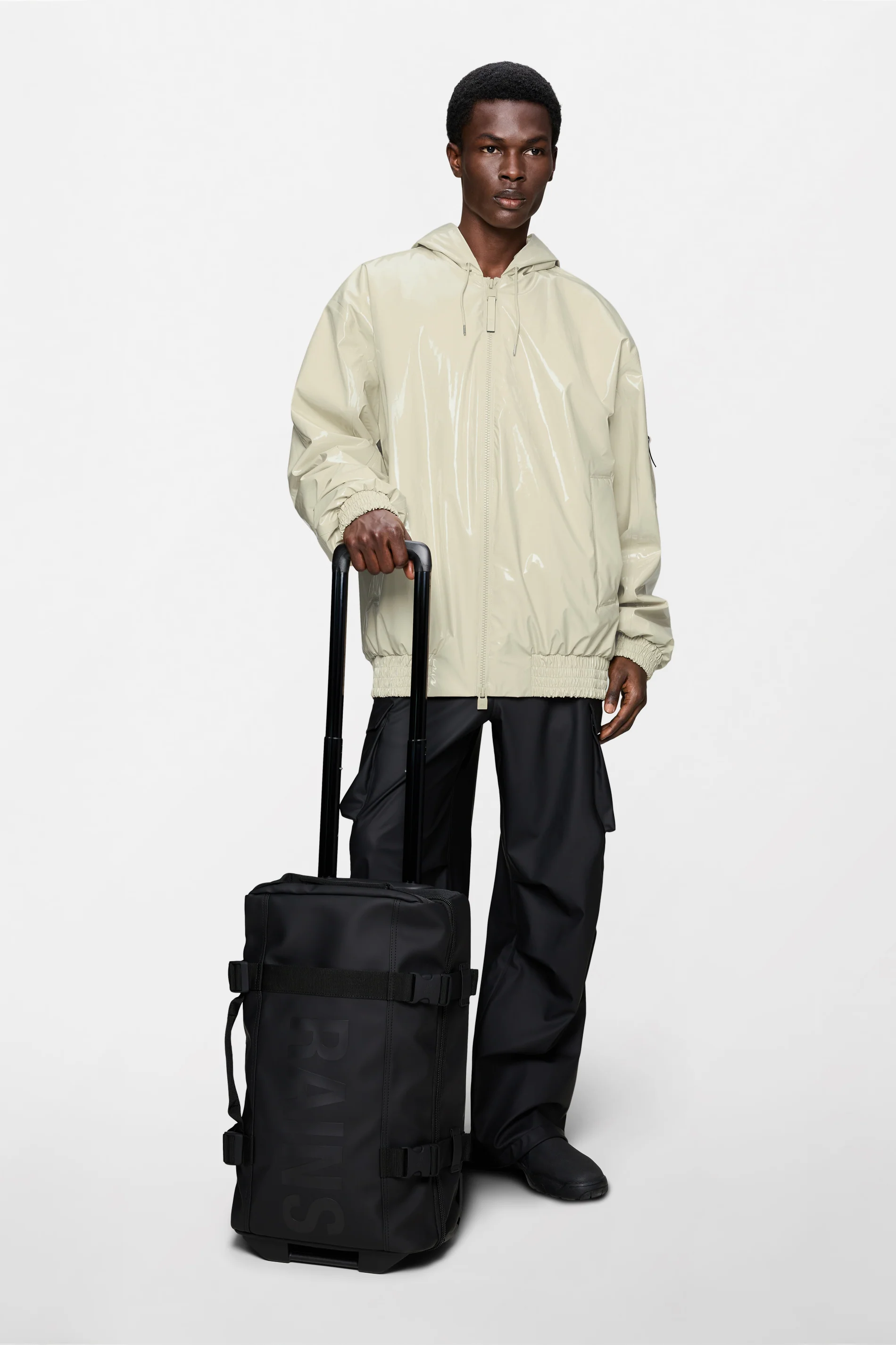 Texel Cabin Bag - Image 31