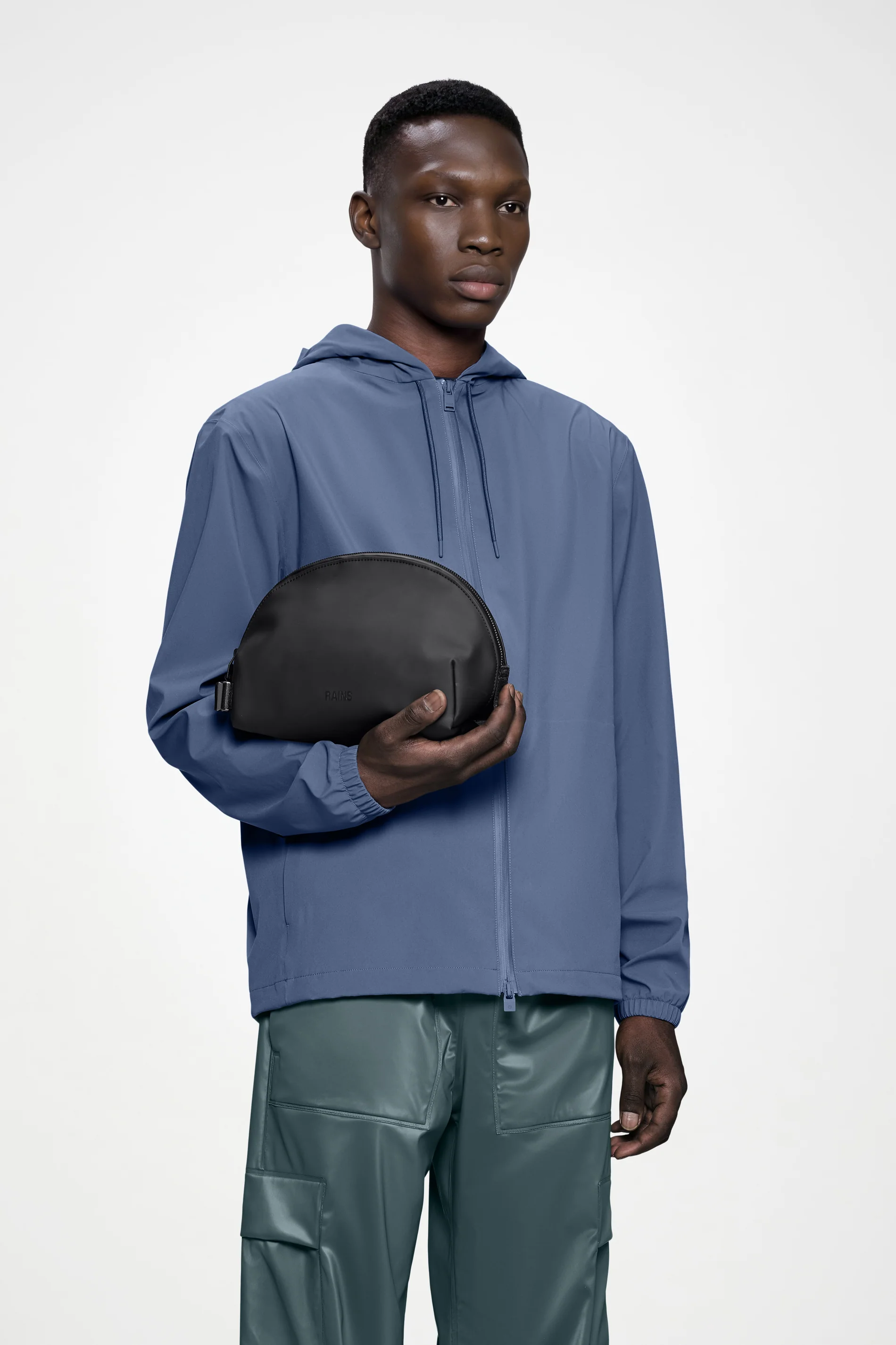 Valera Wash Bag - Image 9