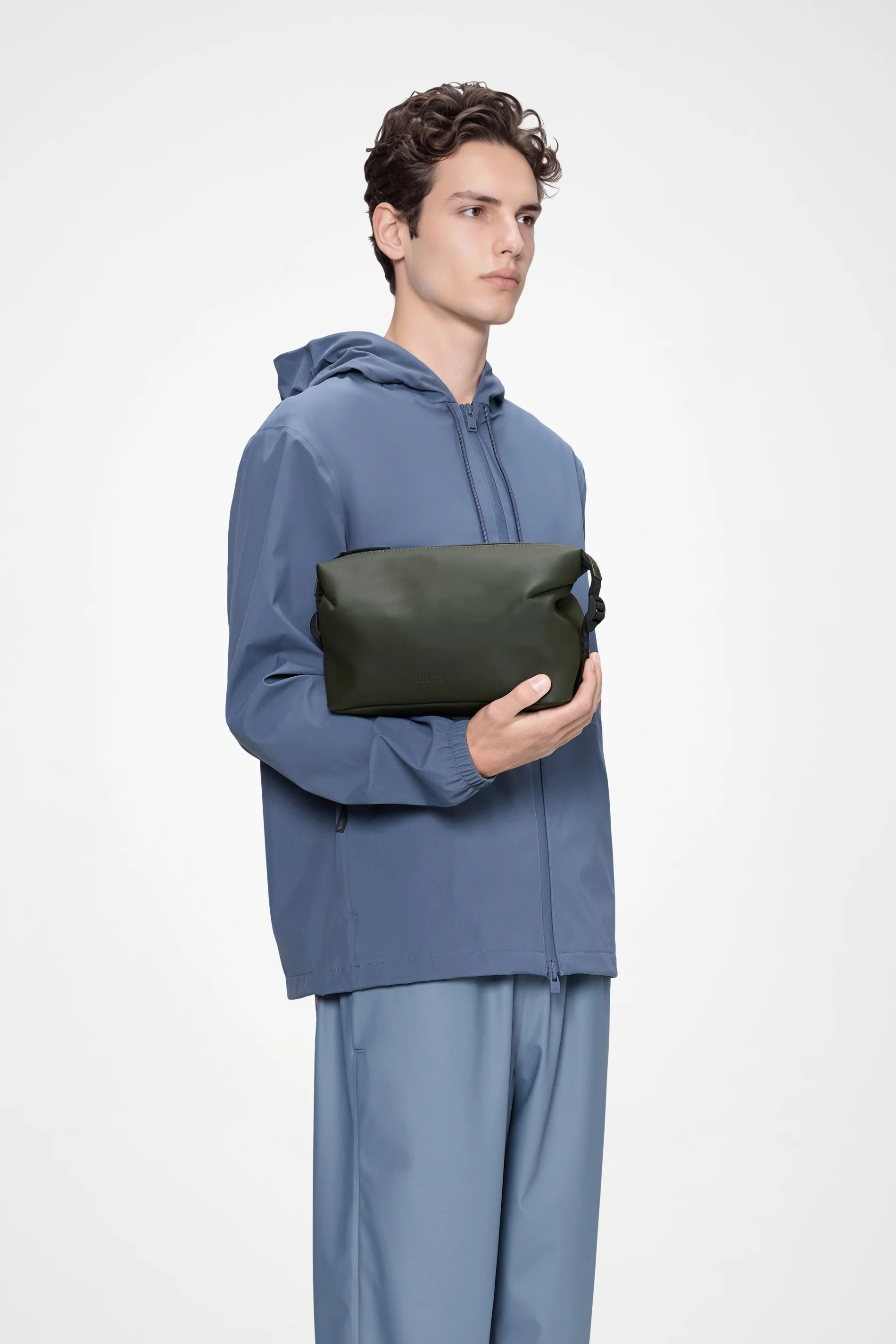 Hilo Wash Bag - Image 8